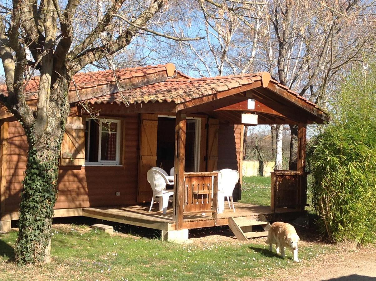 Camping Le Pont D'Allagnon Lempdes sur Allagnon ภายนอก รูปภาพ