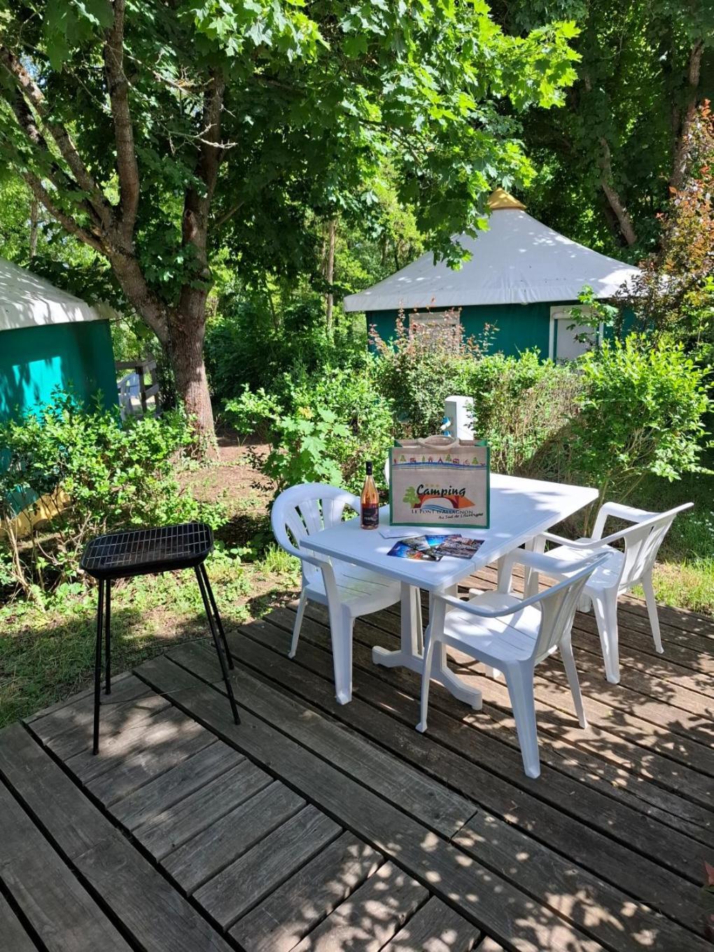 Camping Le Pont D'Allagnon Lempdes sur Allagnon ภายนอก รูปภาพ