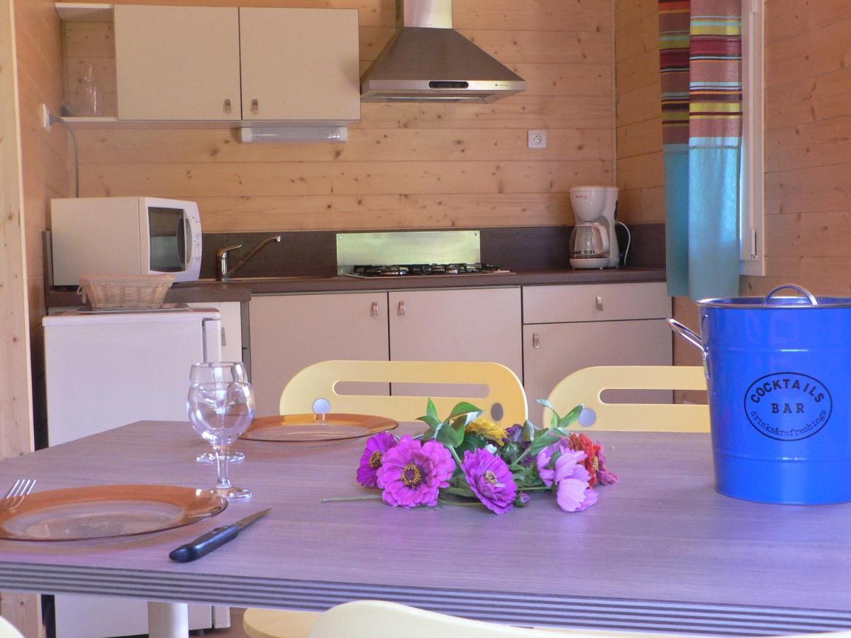 Camping Le Pont D'Allagnon Lempdes sur Allagnon ภายนอก รูปภาพ